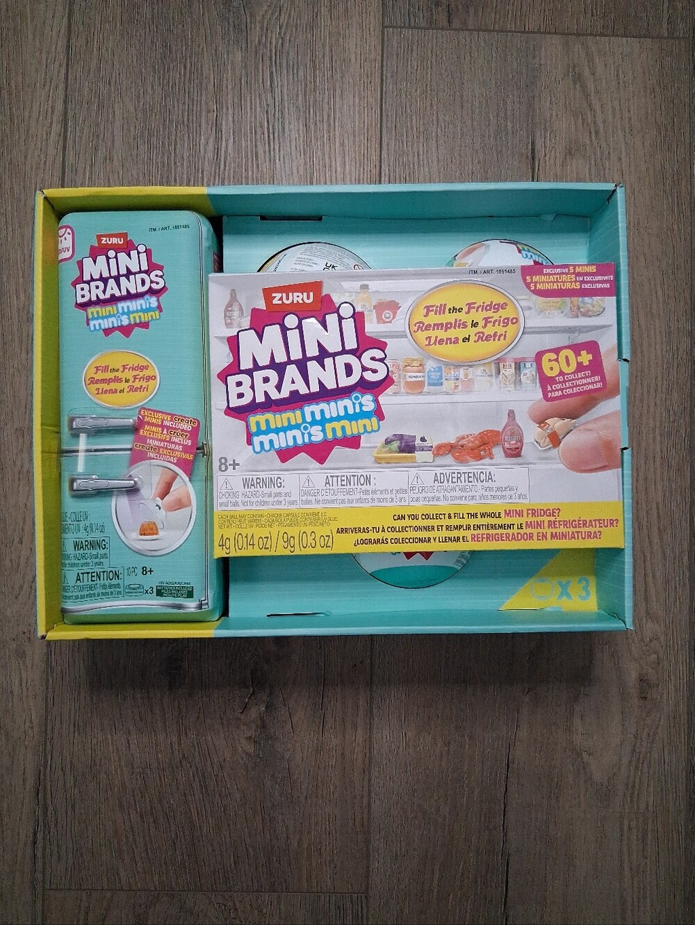 ZURU Mini Brands FILL THE FRIDGE Costco Exclusive Set Fridge + 3 Mini Balls